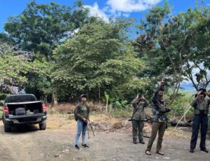 Birding in the Dry Forest with Nathaly